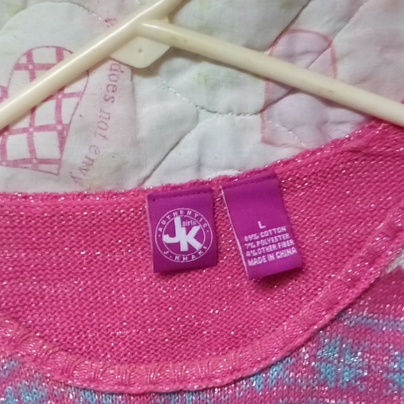 PINK snowflake sweater - Picture 5 of 5